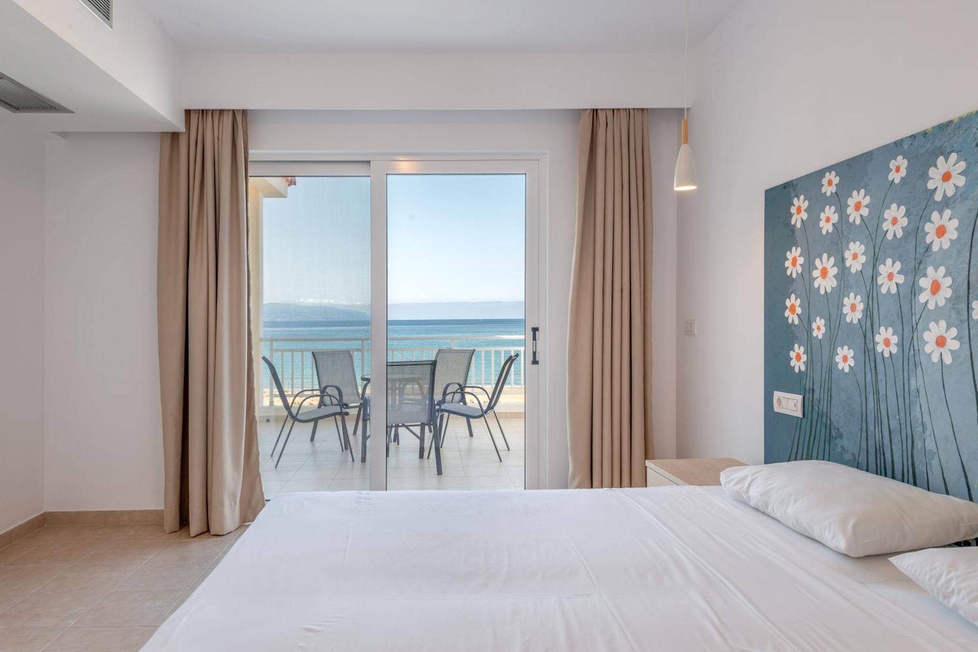 Ratzaklíon Marina Bay Hotel מראה חיצוני תמונה